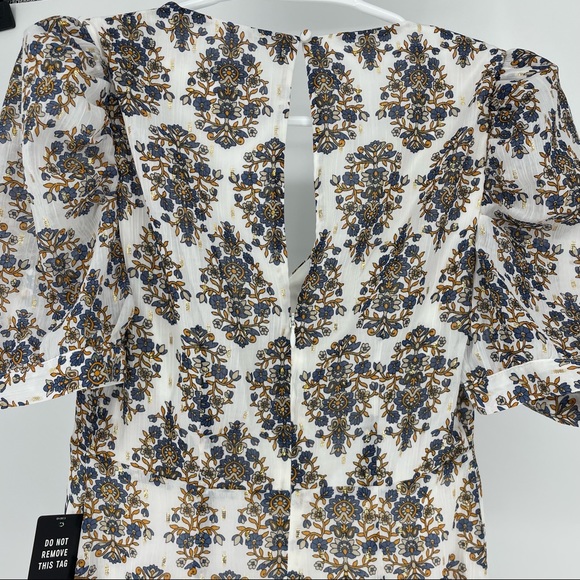 EXPRESS NWT PAISLEY PUFF SLEEVE FIT AND FLARE DRESS WHITE GOLD BLUE XS - Picture 5 of 9